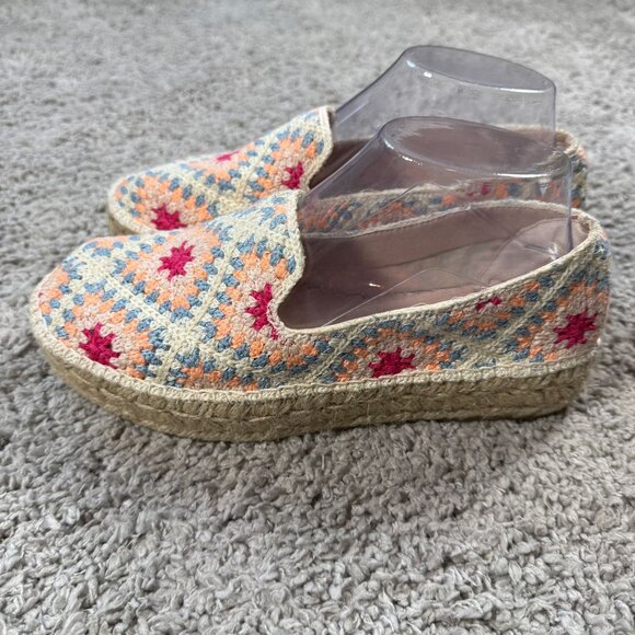 Free People NWOB Gran Via Espadrilles Women 39 Crochet Multicolor Slip On - Picture 3 of 7
